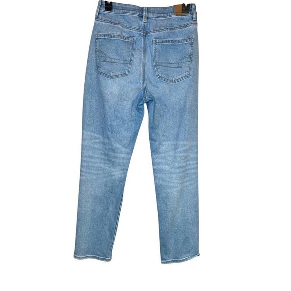AMERICAN EAGLE Mom Straight Jeans High Waisted Distressed in Blue Women's Size 6 - Picture 8 of 14